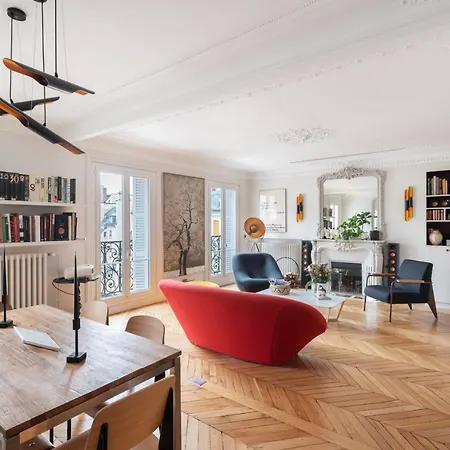 Beautiful Apt In Northern Marais By Guestready